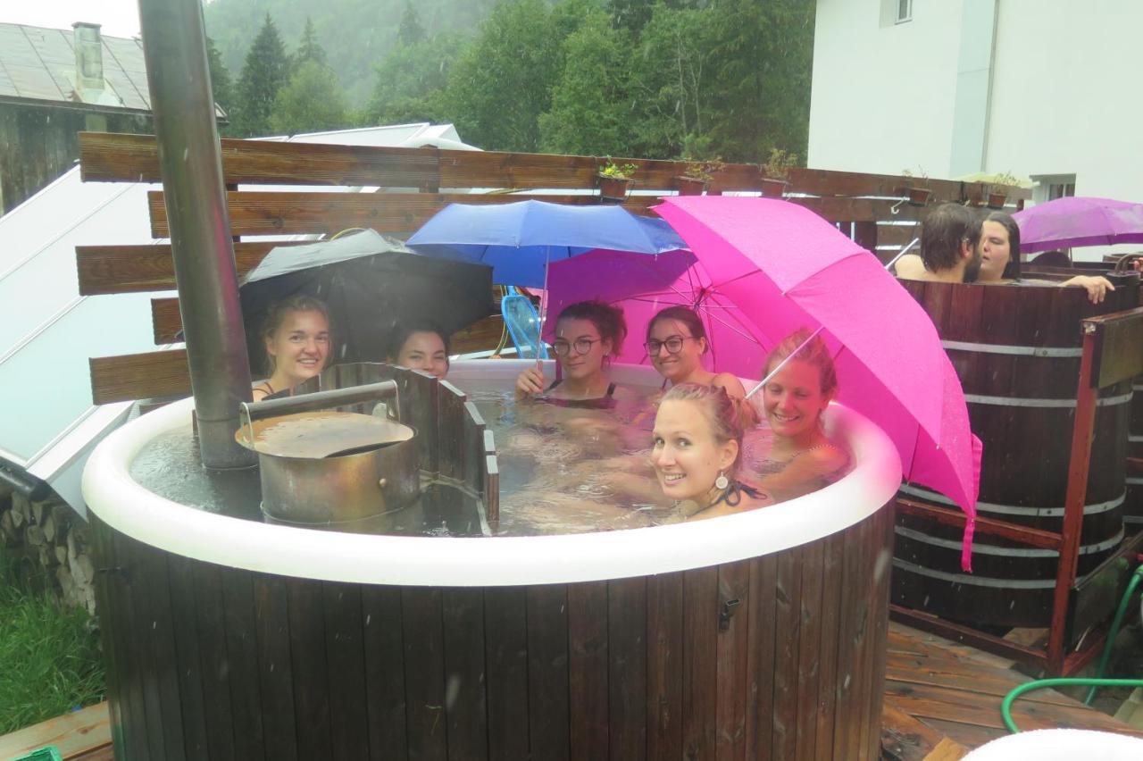 Riversong Centre Thermal Les Plans-sur-Bex Exteriör bild
